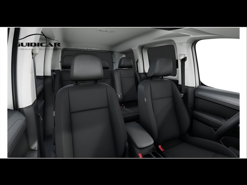 GuidiCar - VOLKSWAGEN INDUSTRIALI Nuovo Caddy 1 Caddy Edition 1.5 TSI PHEV 110 kW - 150CV ant. DSG Nuovo